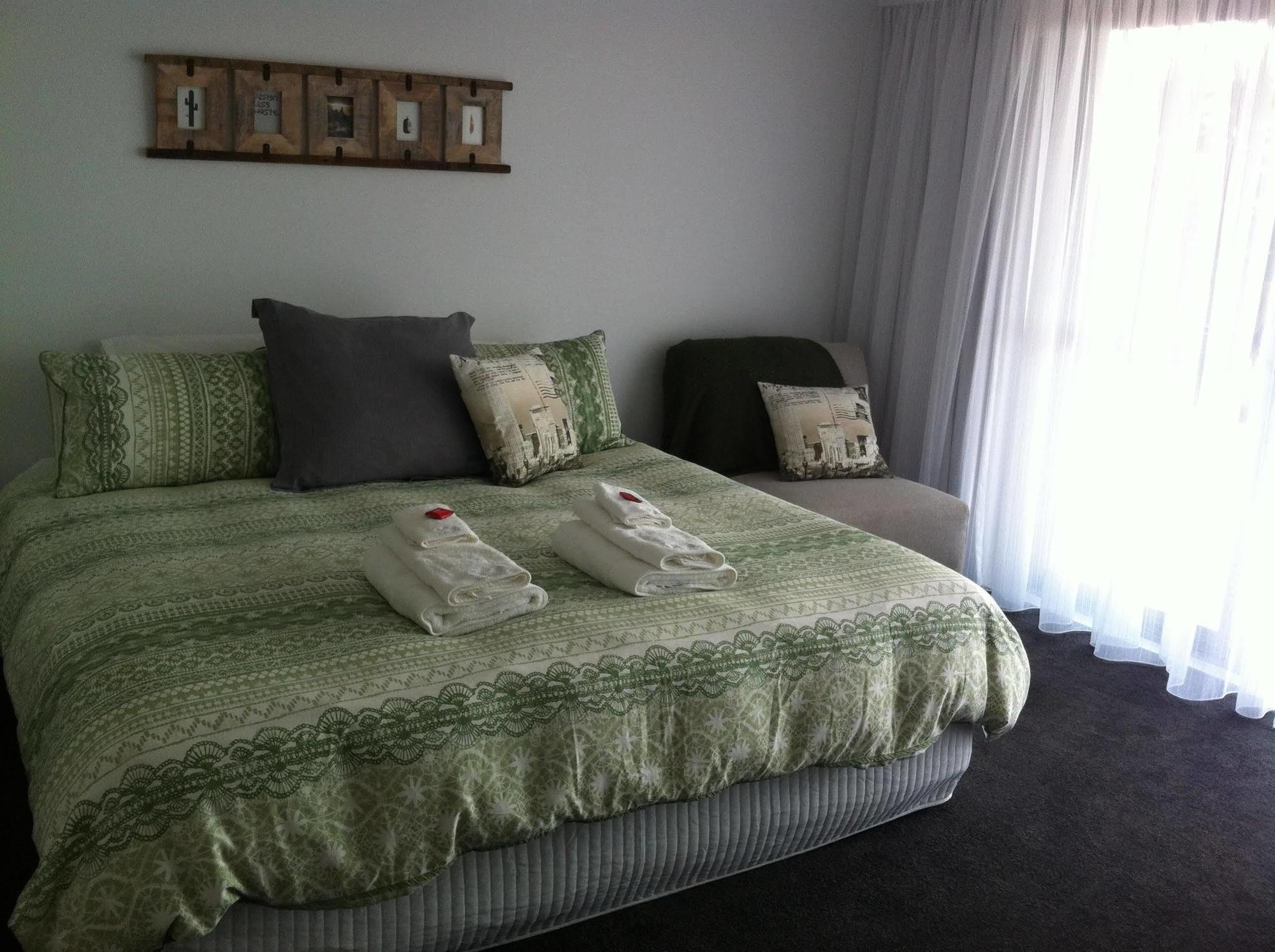 Corinella On The Esplanade Bed & Breakfast Zewnętrze zdjęcie